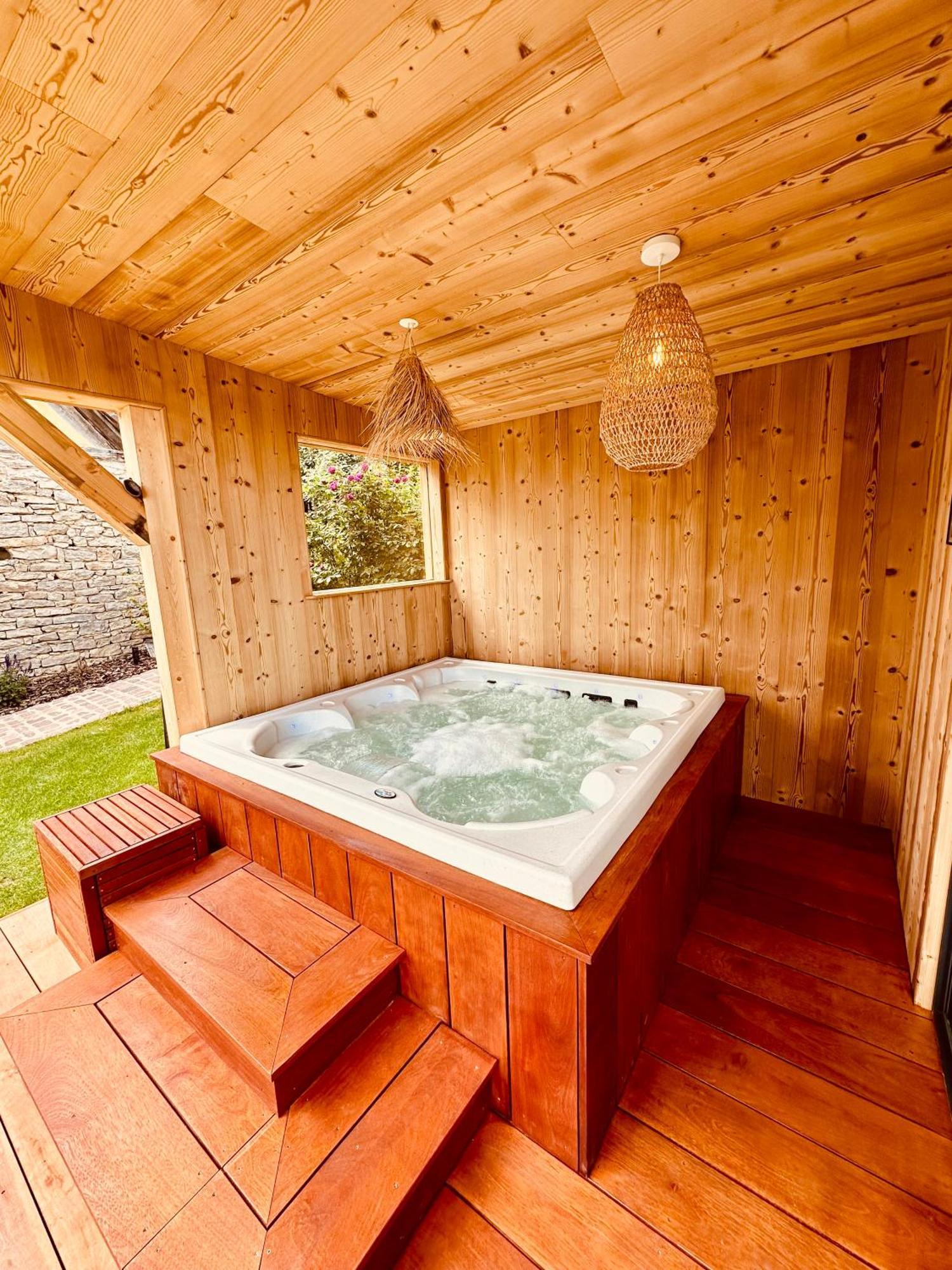 Gite Le Chut - Piscine & Jacuzzi - 11 A 14 Personnes Rangen Exterior photo